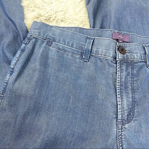 NYDJ Wide Leg Lift/Tuck Denim Pants EUC - Picture 4 of 11